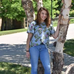 Meet your Posher, Meaghan